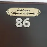 Passion By Nights & Smiles アパート *